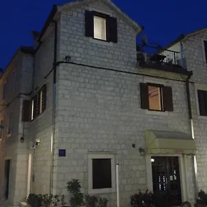 House Ivancic 3*, Trogir Kroatië