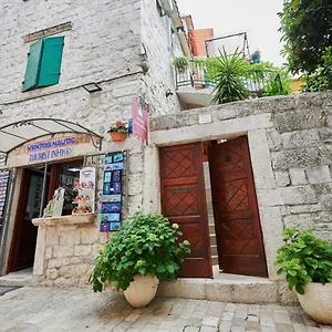 Ivica 3* Trogir